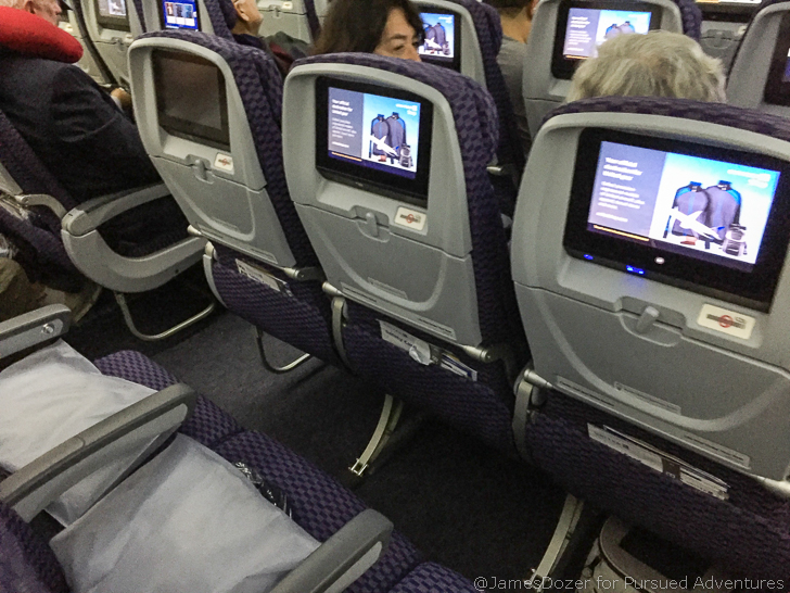 United 787 Economy Class