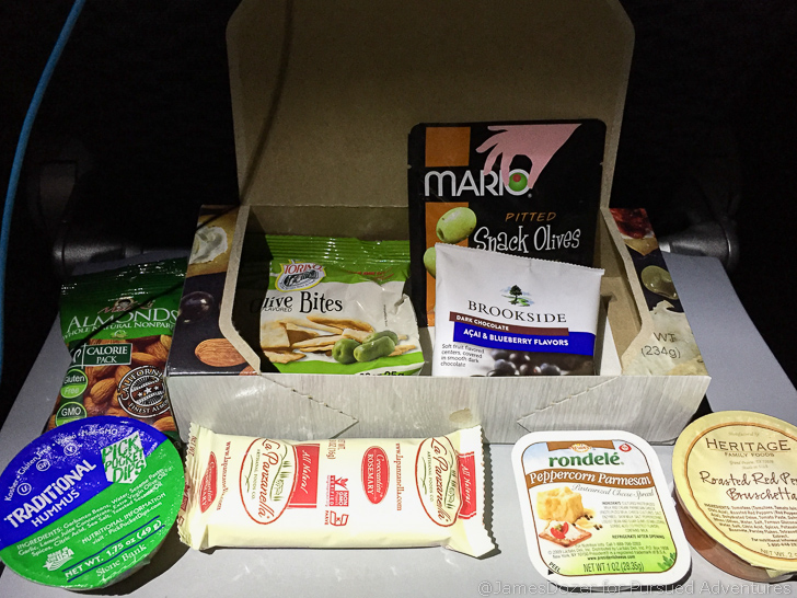 United 787 Economy Class tapas box