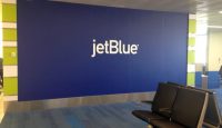 jetBlue logo at Gate C8