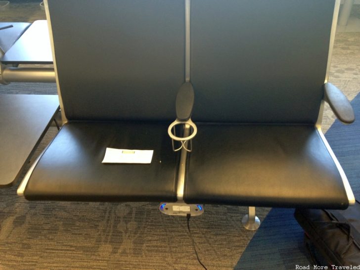Regular seating - power outlets