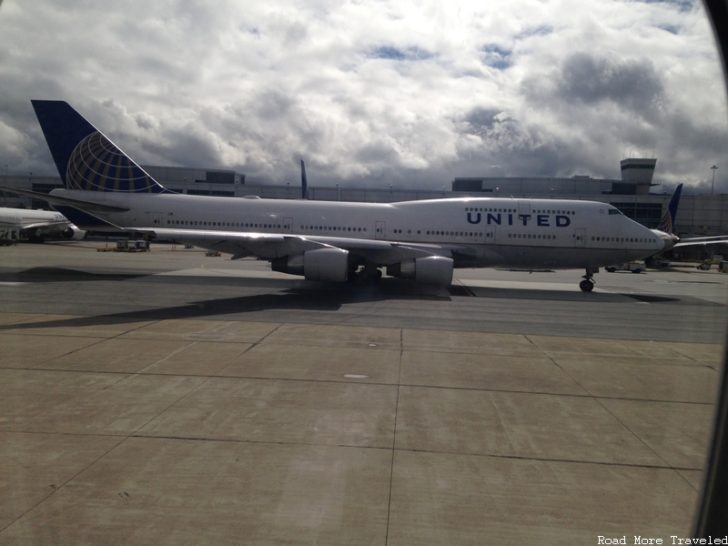 United 747 at SFO