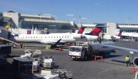 Delta CRJ Planeporn