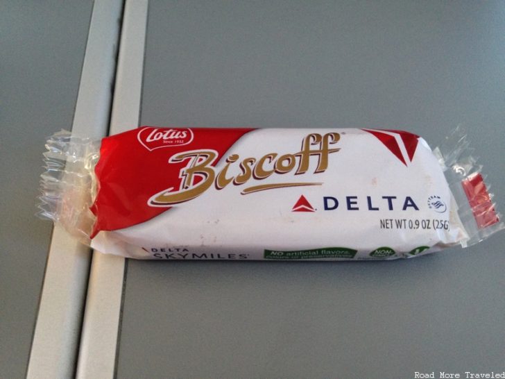 Delta E-175 First Class - Biscoff