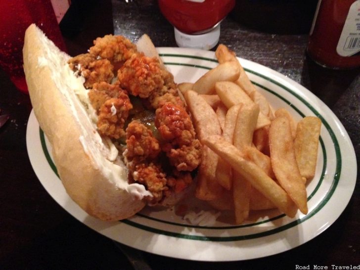 Oyster poboy