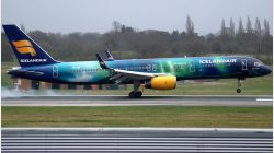 Icelandair DFW - 757