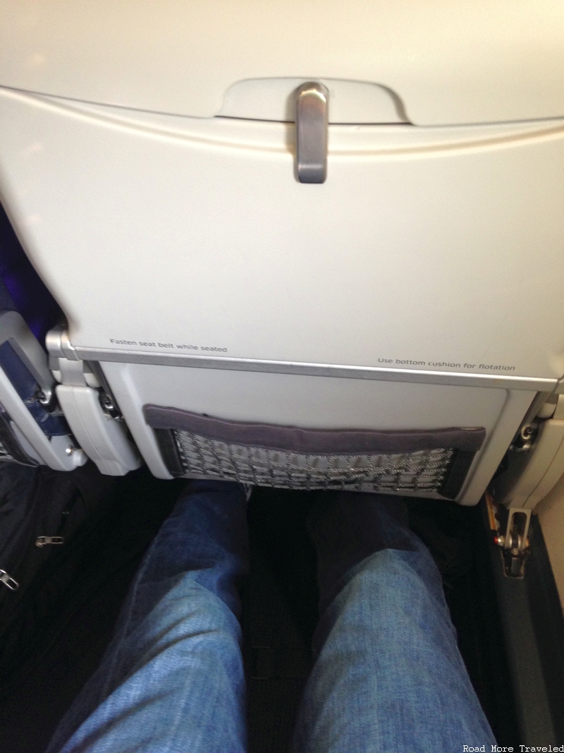 Alaska Airlines Main Cabin - legroom