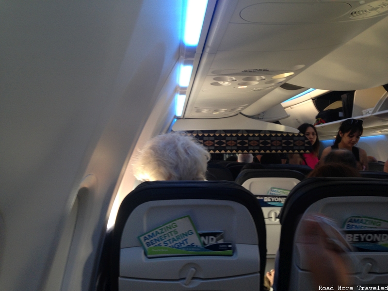 Alaska Airlines B739 Premium Class - bulkhead design