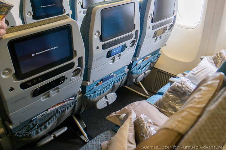 Singapore Airlines Boeing 777-300ER Economy Class