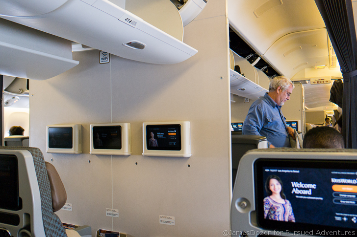 Singapore Airlines Boeing 777-300ER Economy Class