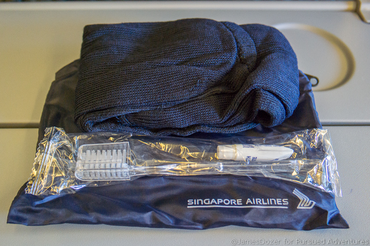 Singapore Airlines Boeing 777-300ER Economy Class