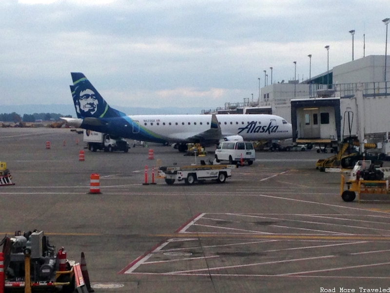 Horizon Air E-175