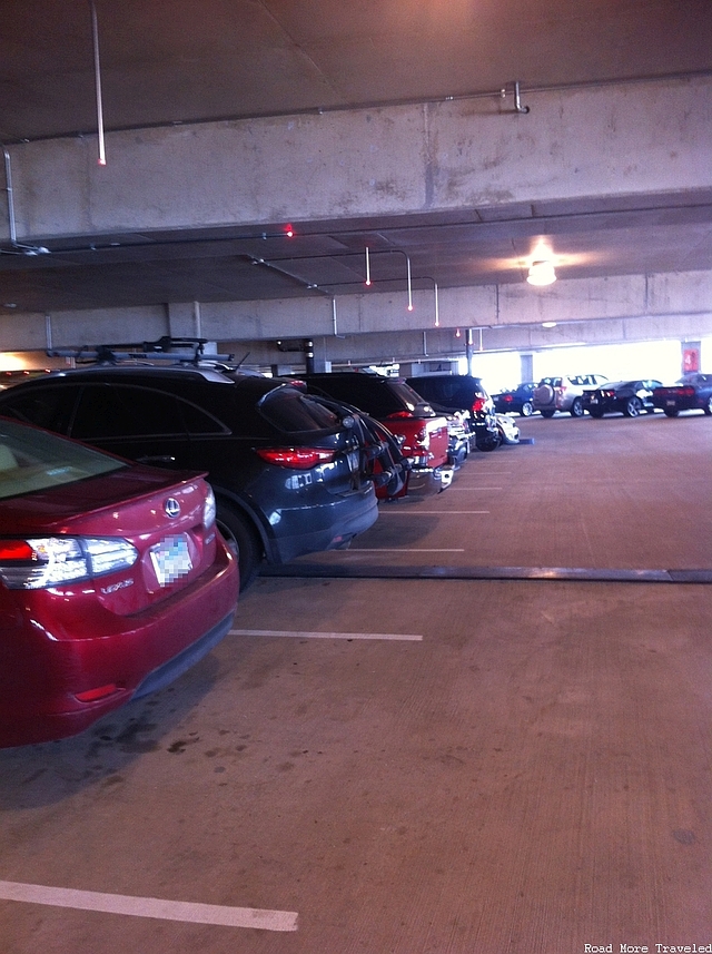 DFW Airport Terminal E - parking indicators