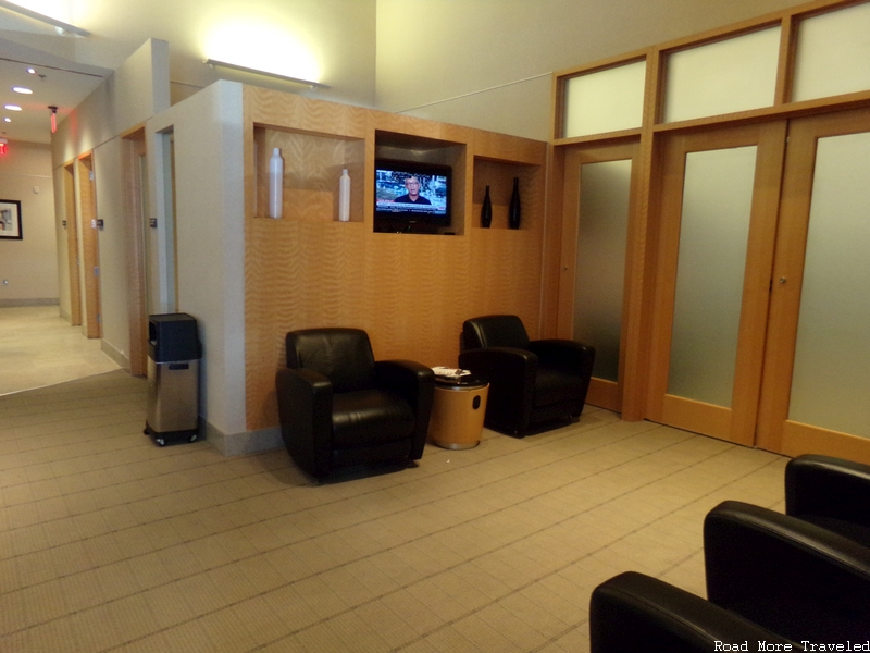 The Club at DFW - more quiet room seating