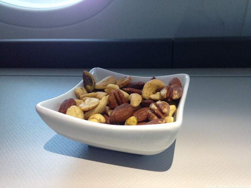 American Airlines B787-9 Business Class - mixed nuts