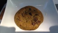 American Airlines B787-9 Business Class - chocolate chip cookie