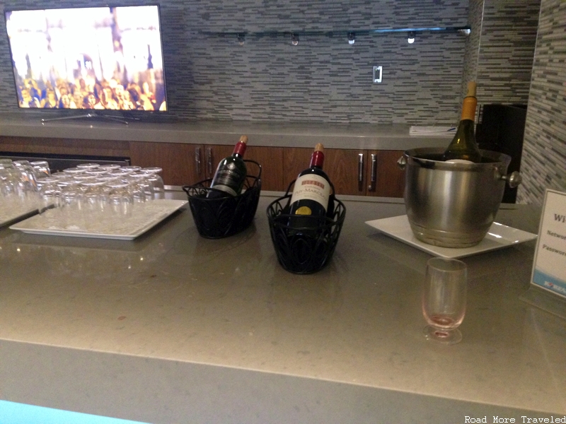 Korean Air Lounge LAX - wine