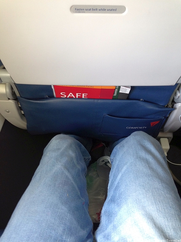 Delta Comfort+ - 717 legroom