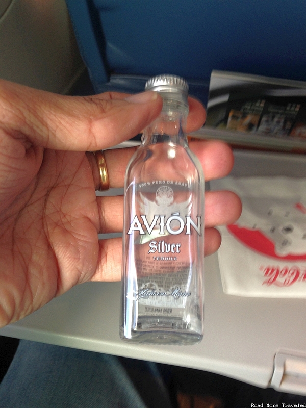 Delta Comfort+ - Avion tequila