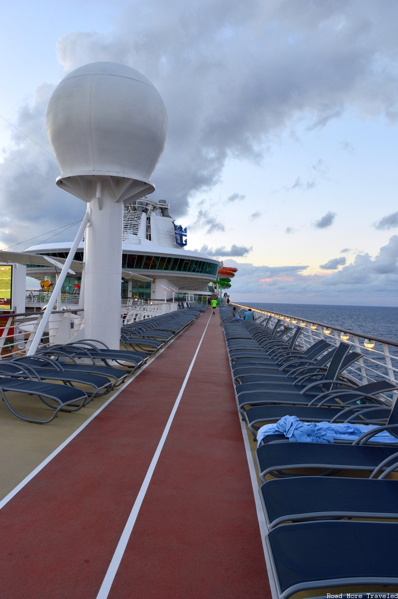 Royal Caribbean Liberty of the Seas - jogging track