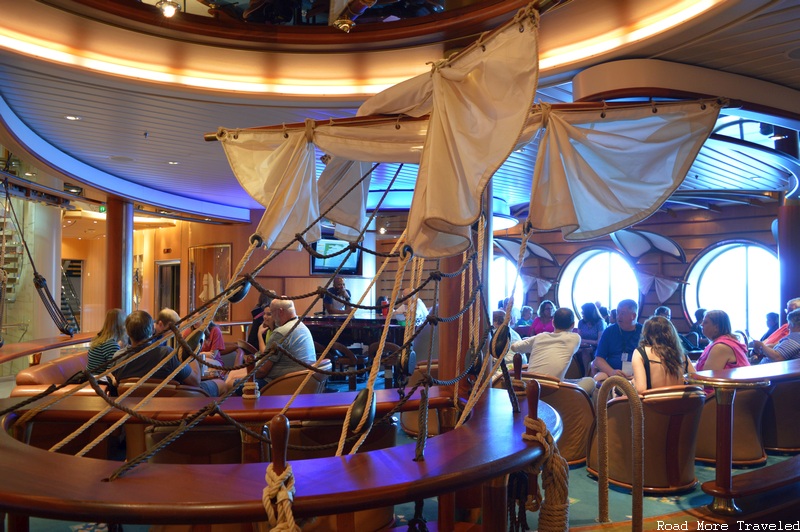 Royal Caribbean Liberty of the Seas - Schooner Bar