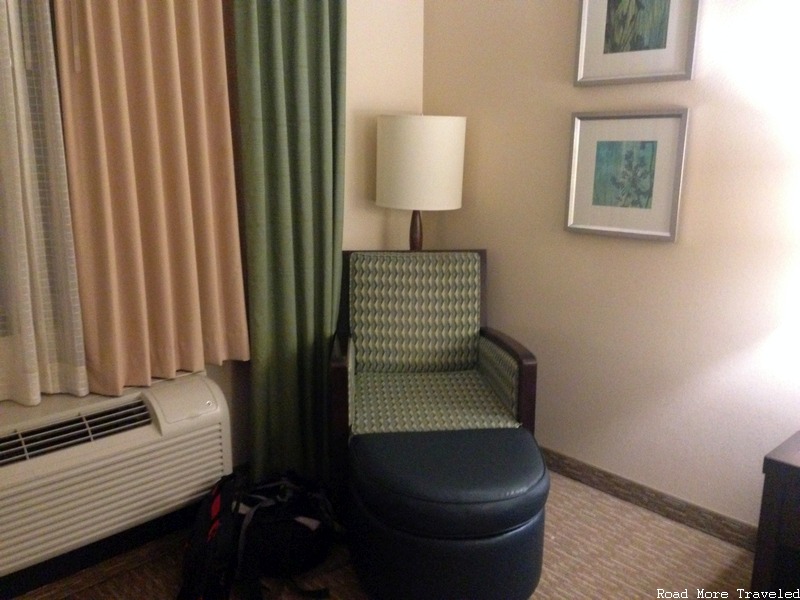 Hilton Garden Inn San Bernardino - lounge chair