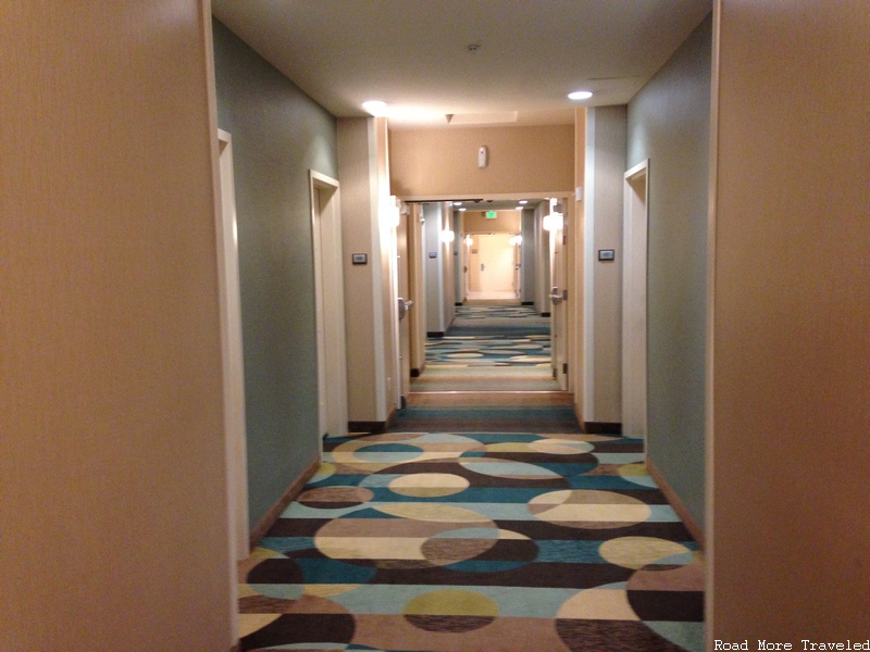 Hilton Garden Inn San Bernardino - corridor