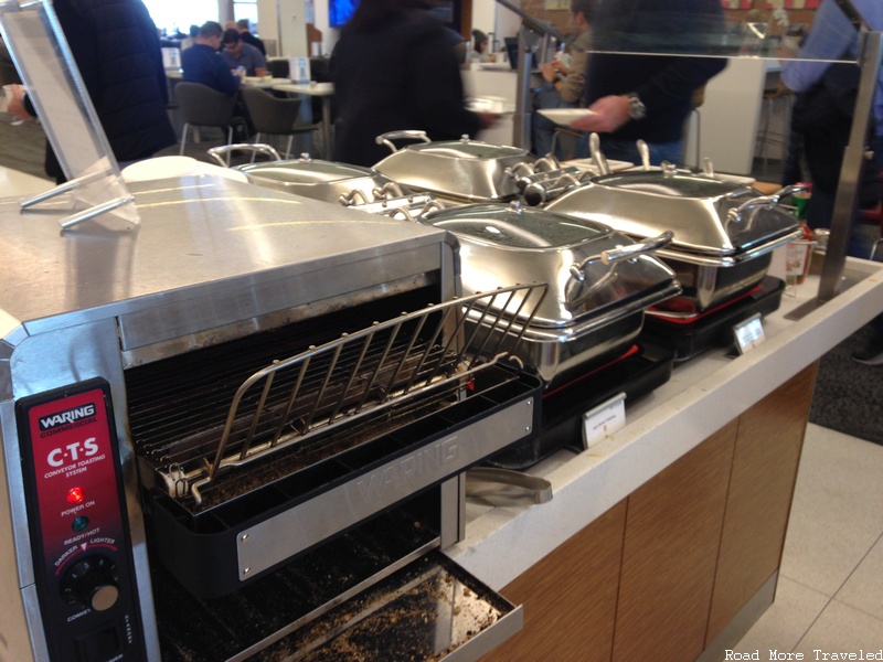 Delta SkyClub JFK Terminal 4 - hot food selection