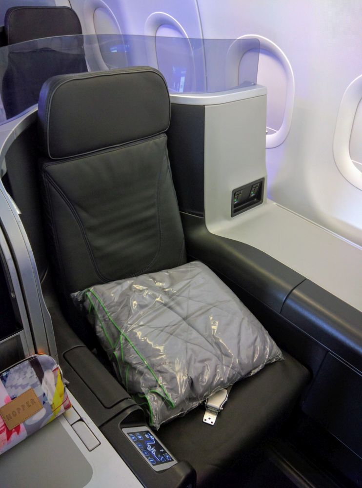 Review JetBlue Mint Seattle to Boston Travel Codex