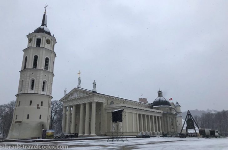 a building with a tower and a clock