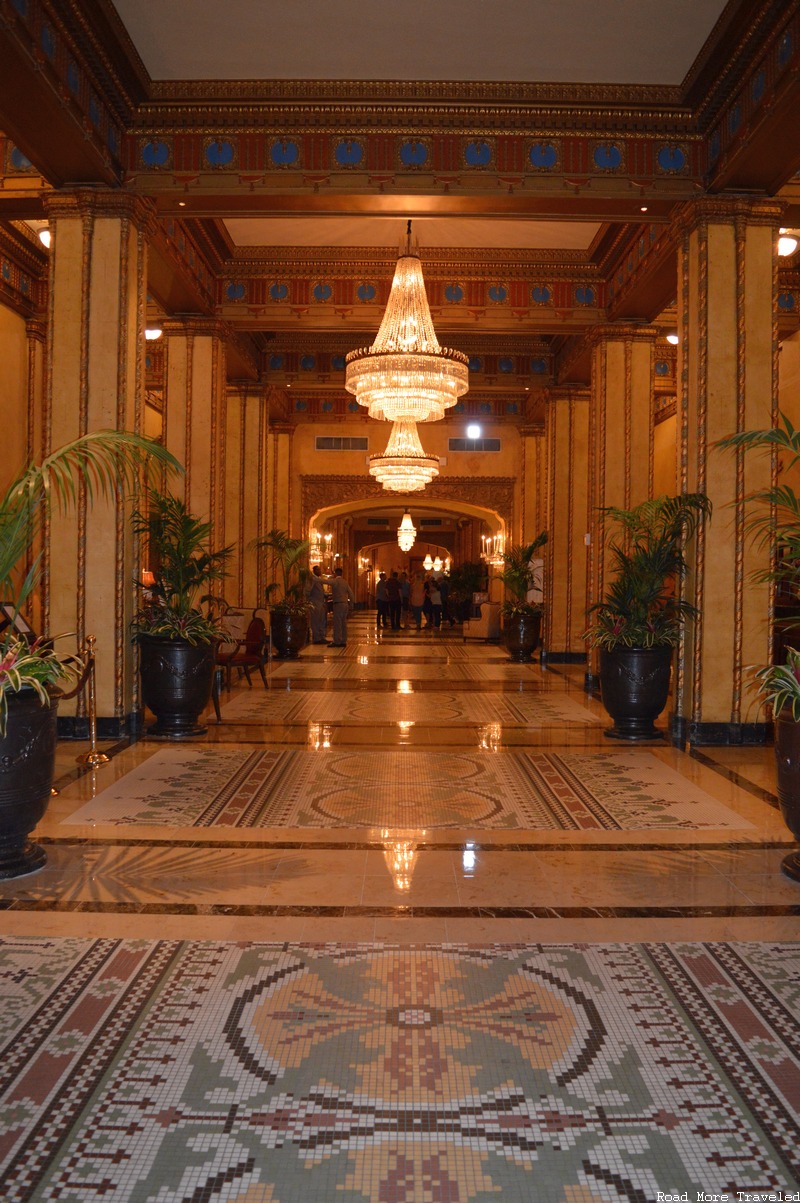 The Roosevelt New Orleans - lobby chandeliers