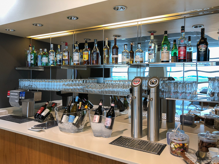 Lufthansa Senator Lounge, Concourse C