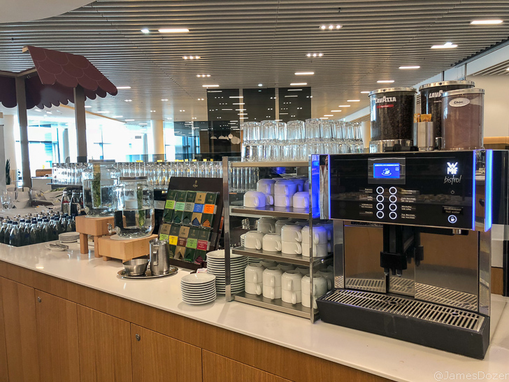 Lufthansa Senator Lounge, Concourse Z