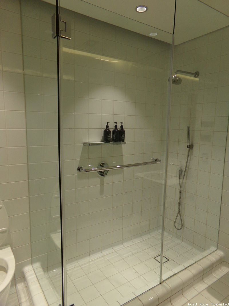 Qantas First Lounge LAX - shower suite