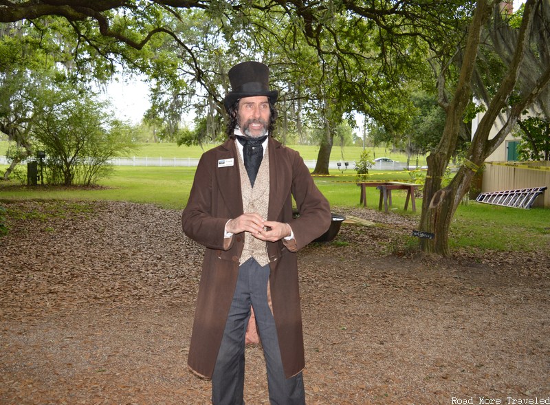 Destrehan Plantation - costumed guide