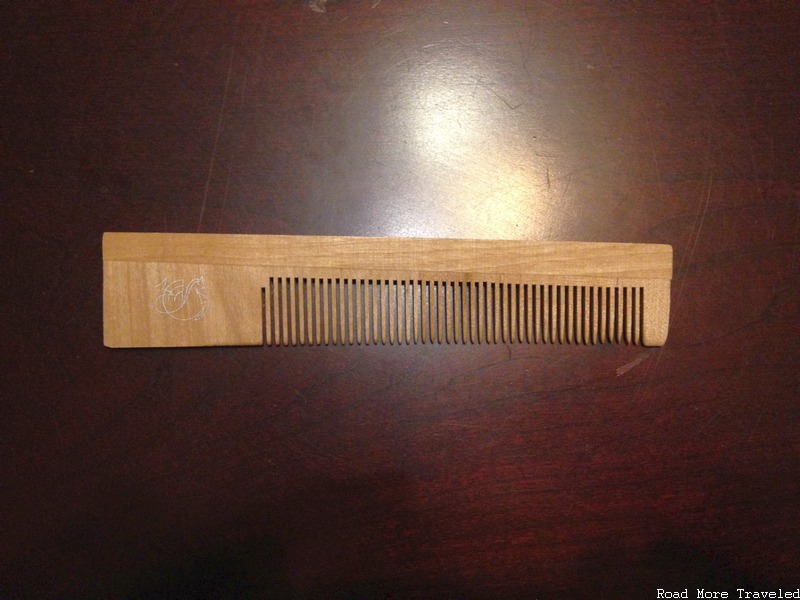 Air France La Première amenity kit - wooden comb