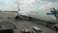 Delta A350 at DTW