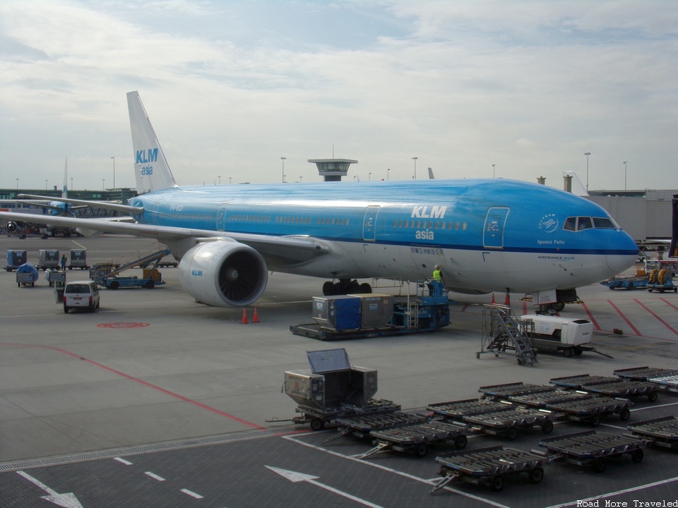 KLM Asia 777