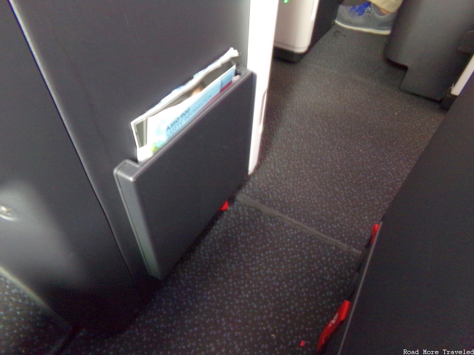 Delta One A350 suite - narrow exit to aisle