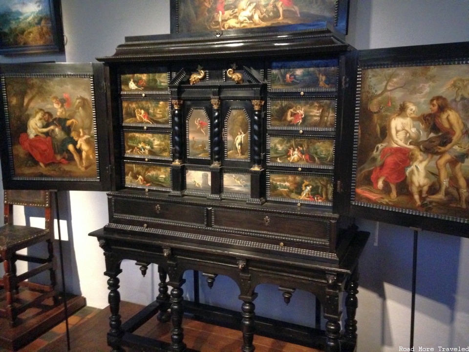 Rubenshuis replica furniture