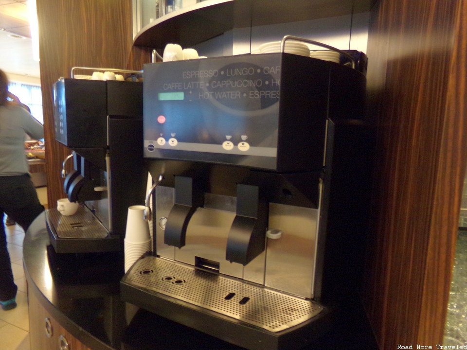 KLM Crown Lounge 52 Amsterdam - espresso machine