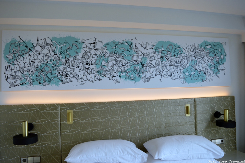 Hilton Amsterdam Airport Schiphol - mural