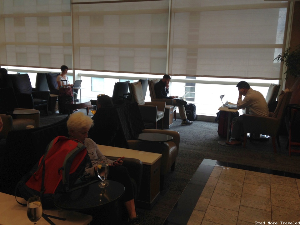 Delta SkyClub DTW Gate A40 - window seating