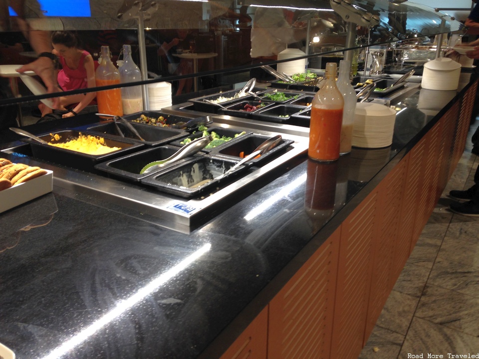 Delta SkyClub DTW Gate A40 - salad bar