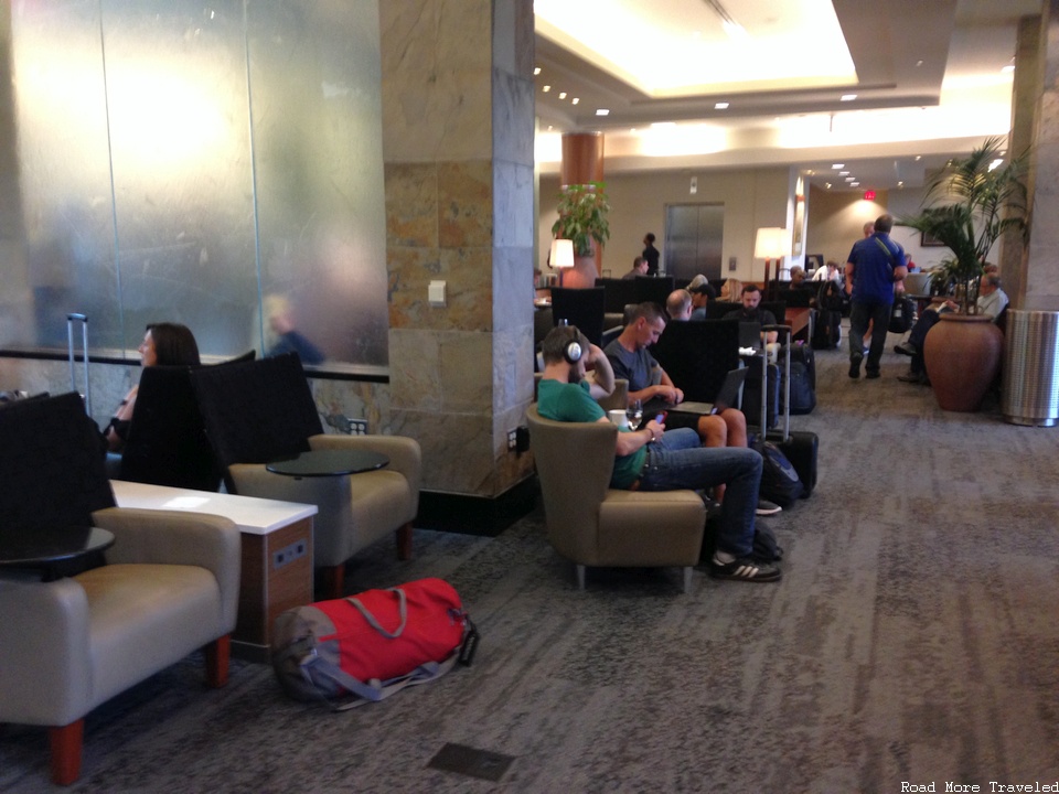 Delta SkyClub DTW Gate A40 - additional main seating