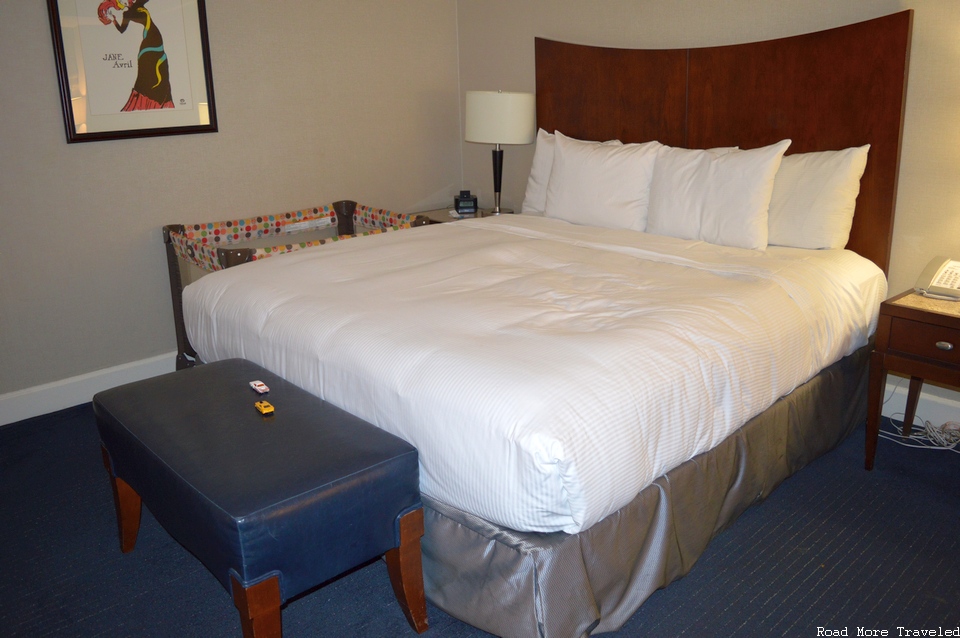 Westgate New York City Resort - junior suite bed