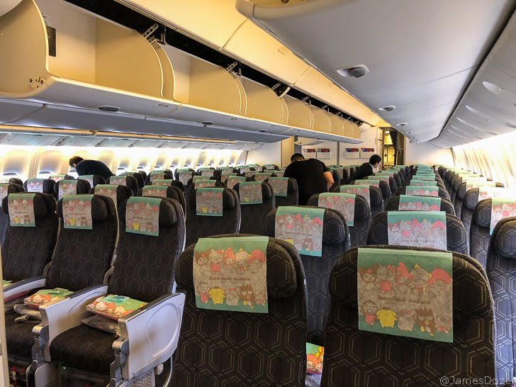 EVA Air Hello Kitty Boeing 777-300ER Economy Class