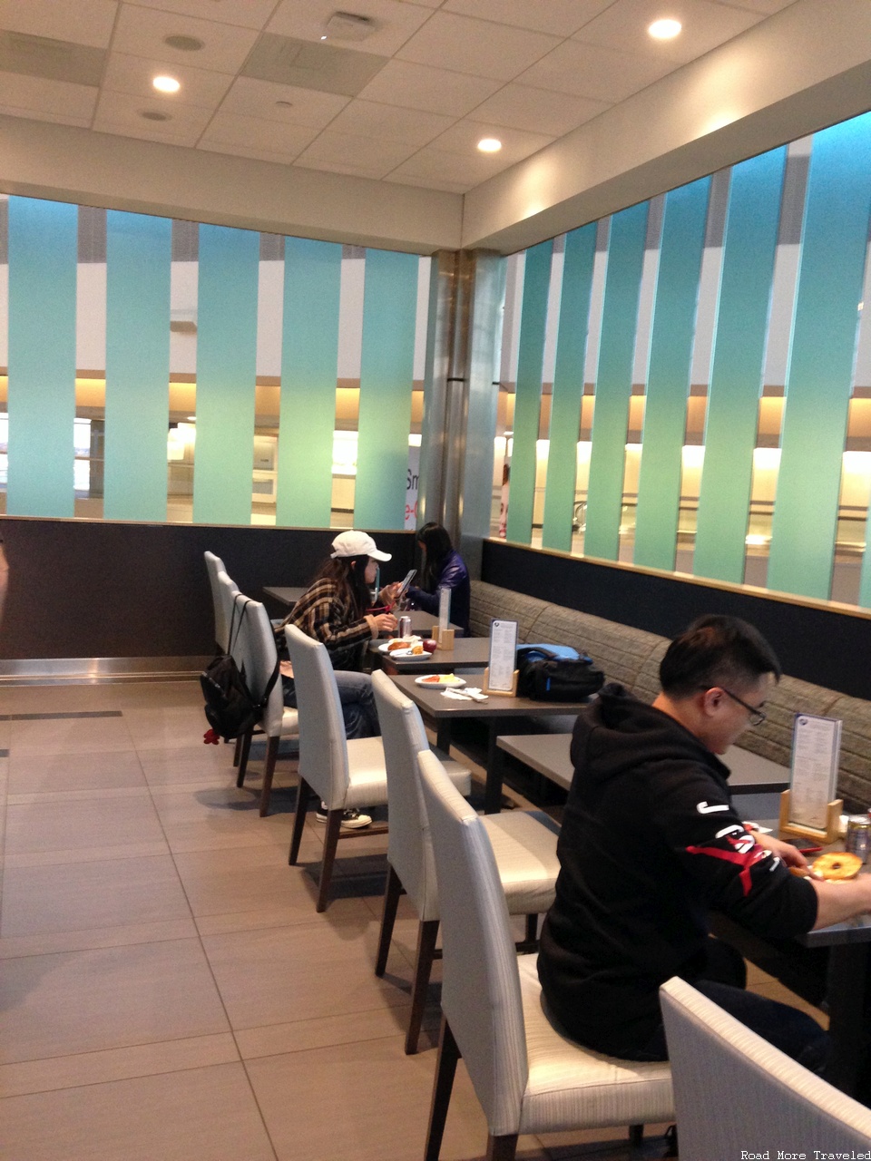 The Club at DFW - dining area seating