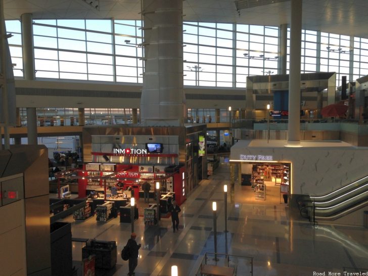 The Club at DFW - concourse view