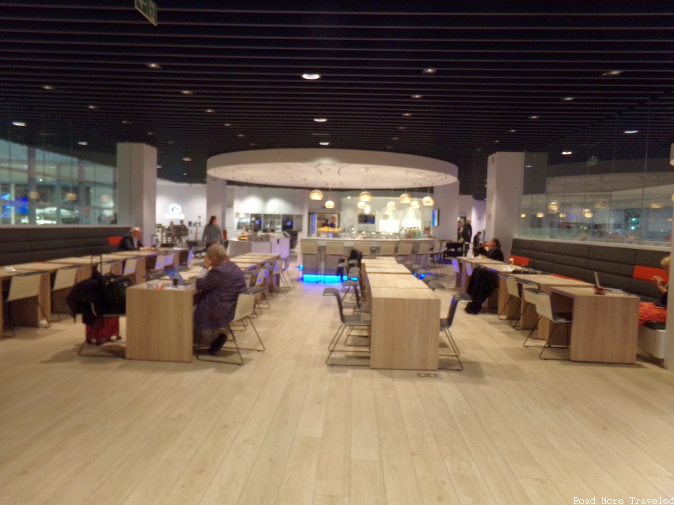 The Loft at Brussels Airlines - dining seating area