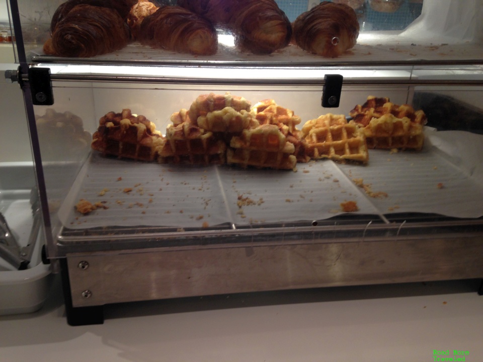 Diamond Lounge BRU Terminal A - waffles